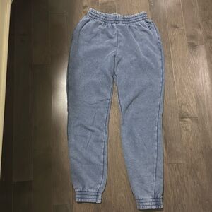 Victoria’s Secret pink sweatpant